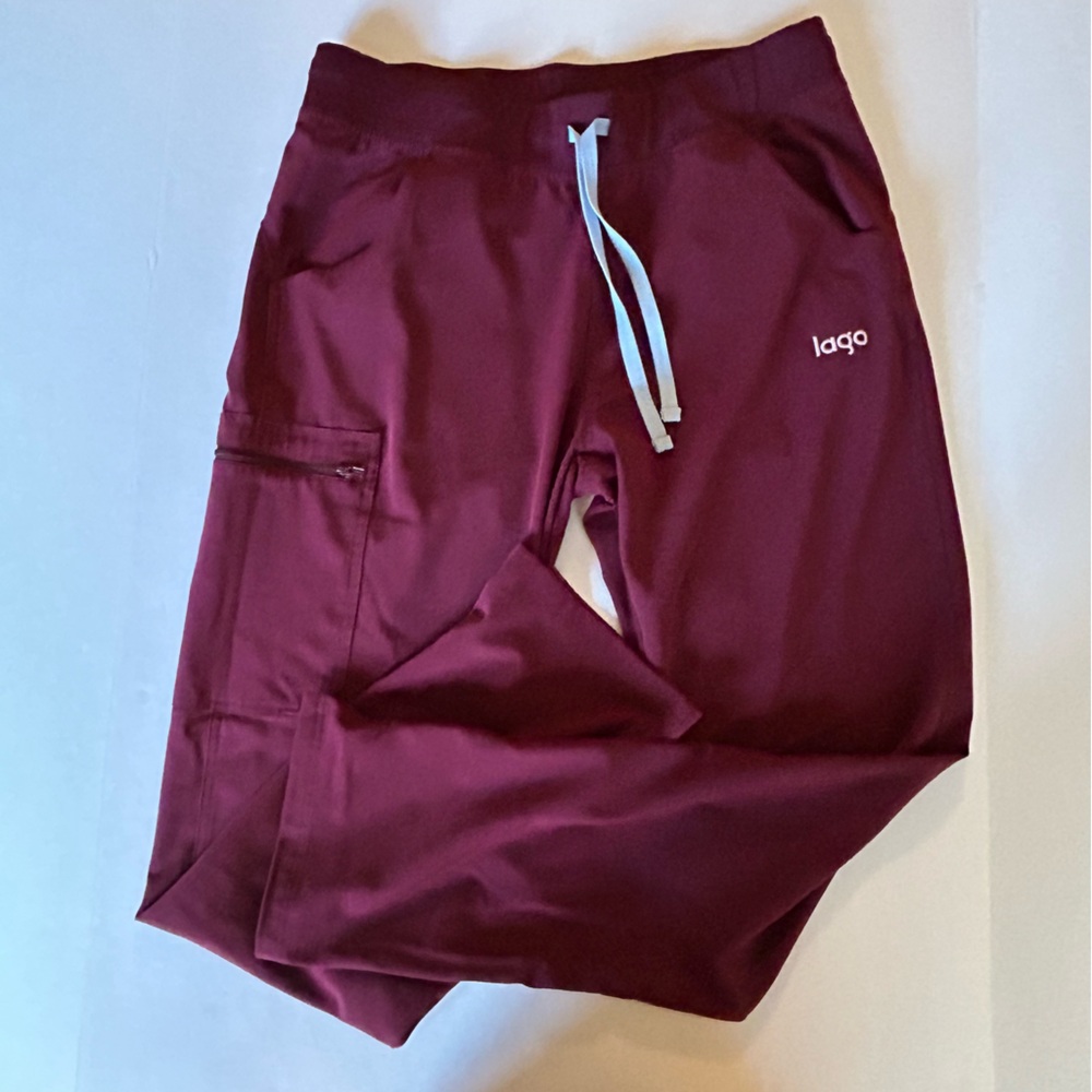 Lago 3 Pocket Scrub Pants, Ladies Size Medium, Black Cherry